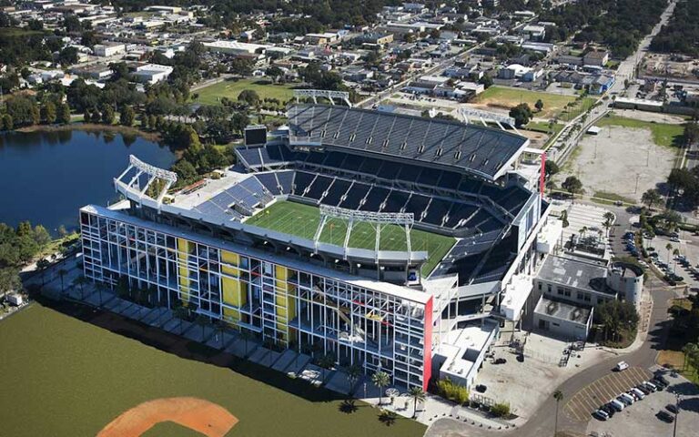 awrial-view-of-stadium-at-camping-world-stadium-orlando-768x480